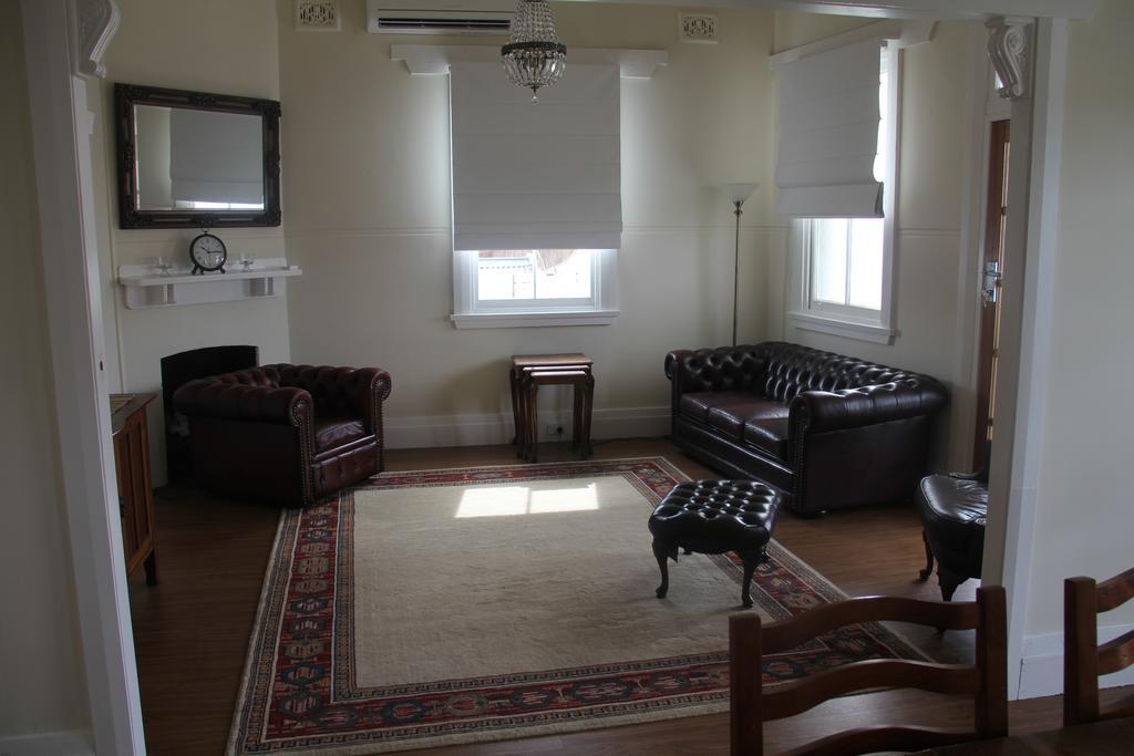 ווסט וויאלונג Mentor Chambers Apartment Bed & Breakfast מראה חיצוני תמונה